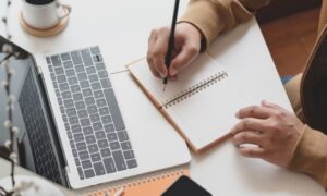 Conoce qué hacer cuando falta motivación para escribir