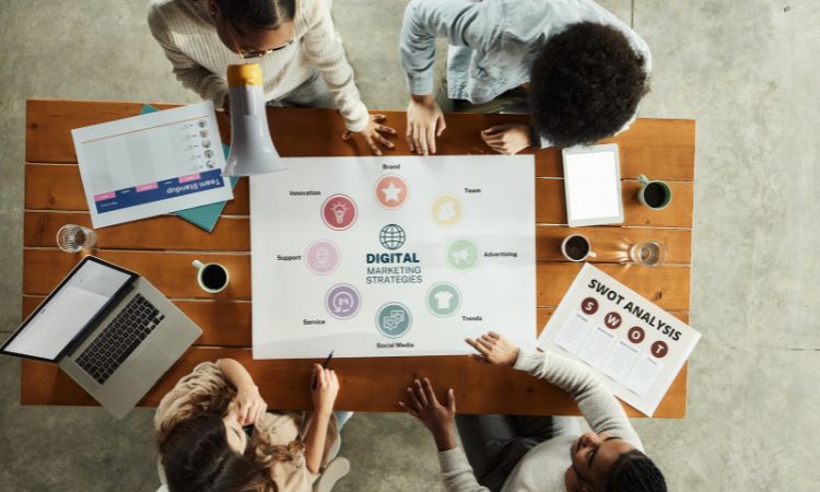 Conoce cuáles son las mejores maestrías en marketing en línea