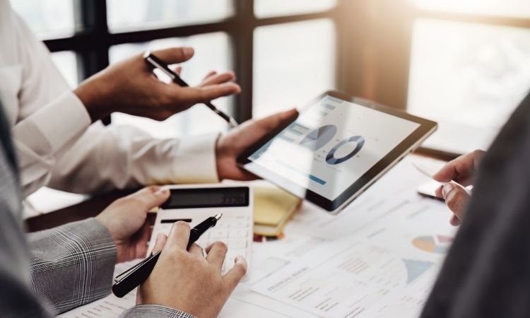 Conoce qué estudia la mercadotecnia